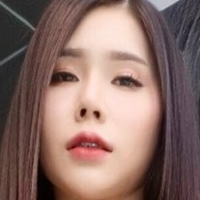 Apr.il Nude